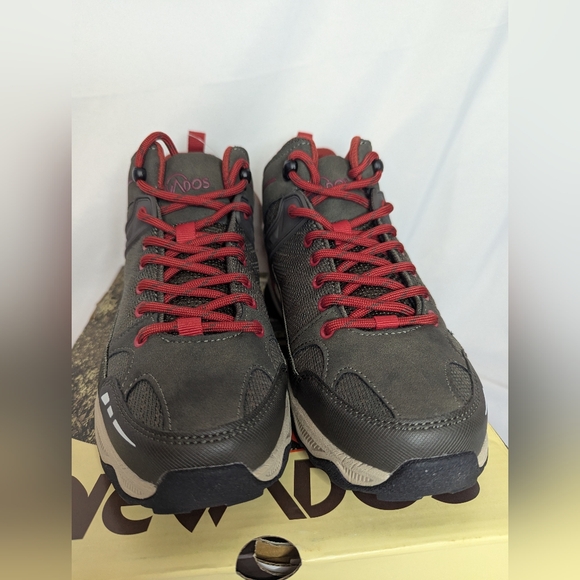 NWT Nevados Women's Hollis Mid Hiking Boots Size 6.5 - Picture 2 of 7